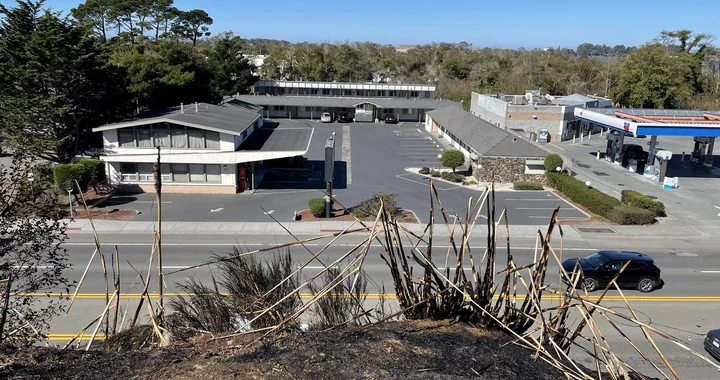 'Pretty Standard' Vegetation Fire Rips Up Hillside of Broadway Sunday Night