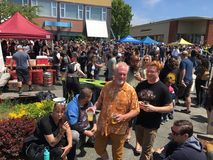 (PHOTOS) O Yeah! Another Exciting Oyster Fest Lost Coast Outpost