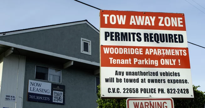 Tenants Tired of Huge Landlord