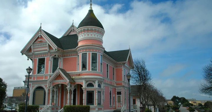 MEET 'THE PINC': Rebranded Pink Lady Mansion Seeks To Expand Operations ...