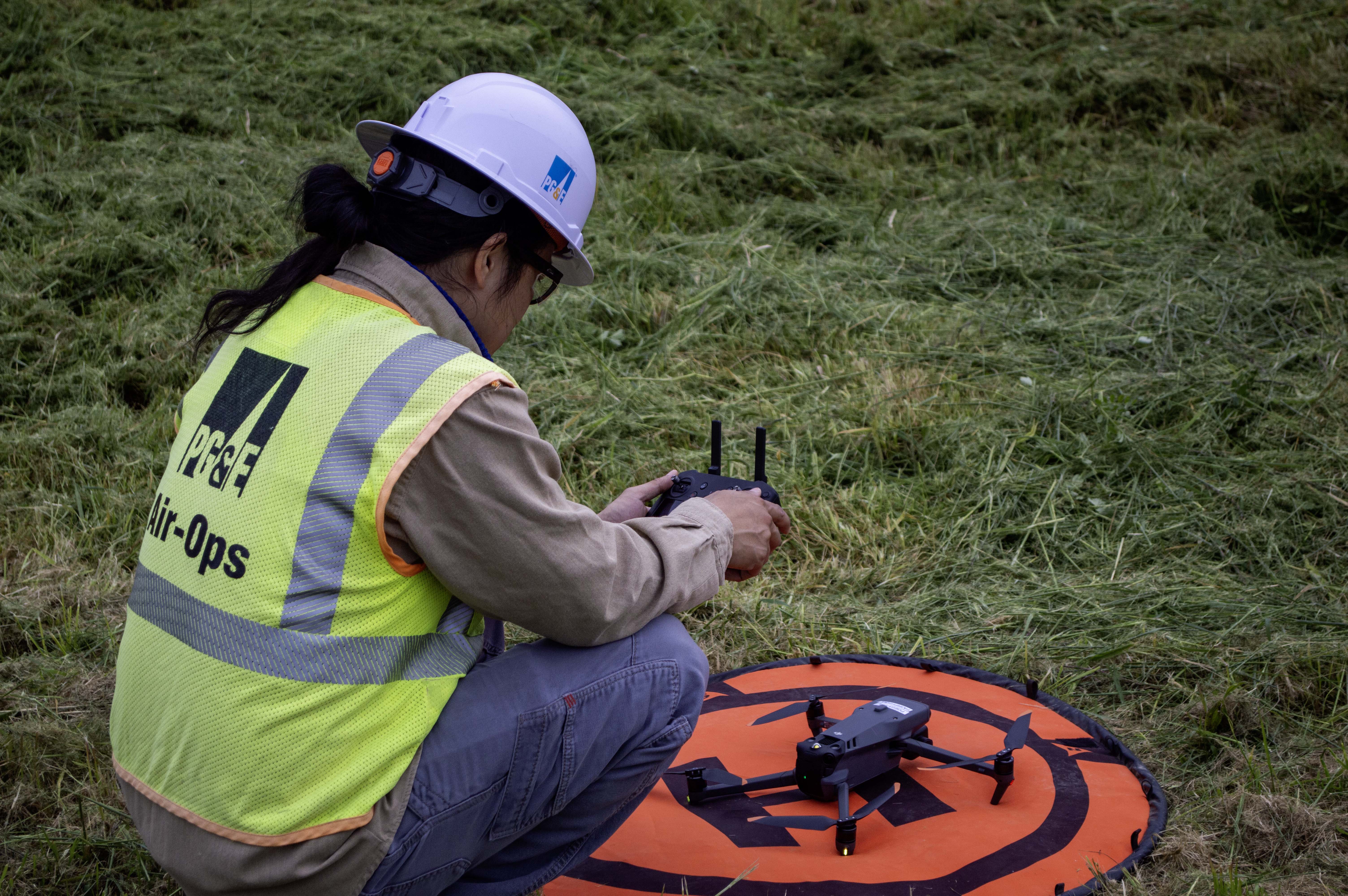 (PHOTOS AND VIDEO) PG&E Does Not Want You To Worry About Seeing Drones ...